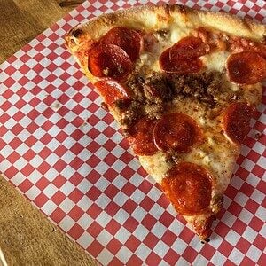 aracri pizzeria